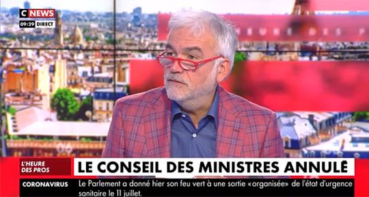 L’heure des pros : Pascal Praud face à une démission, CNews sur un acte record L’heure des pros : Pascal Praud face à une démission, CNews sur un acte record